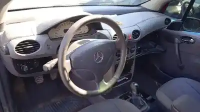 Veículo de Sucata mercedes-benz clase a (w168) m 166.940 do ano 1997 alimentado 