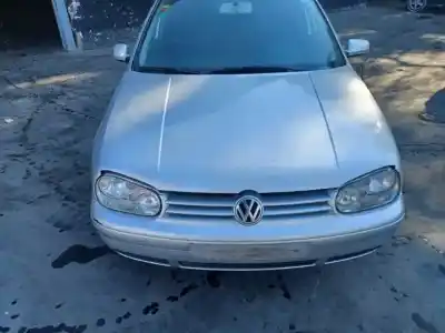 Veicolo di demolizione VOLKSWAGEN GOLF IV VARIANT (1J5) (05.1999) AUY dell'anno 2000 alimentato 