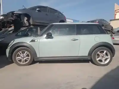Véhicule à la ferraille MINI                                               MINI (R56)                                                                                                                                                                                                                                                 9HZ                                                                                                                                                                                                                                                        de l'année 2006 alimenté 