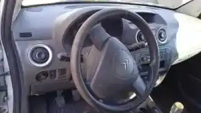 Veículo de Sucata citroen c2 (jm_) 1.6 do ano 2004 alimentado 