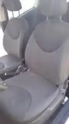 Veículo de Sucata citroen c2 (jm_) 1.6 do ano 2004 alimentado 