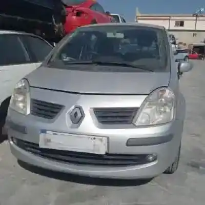 Veicolo di demolizione RENAULT GRAND MODUS K9K766 dell'anno 2006 alimentato 