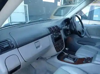 Veículo de Sucata mercedes-benz clase m (w163) m112942 do ano 1997 alimentado 