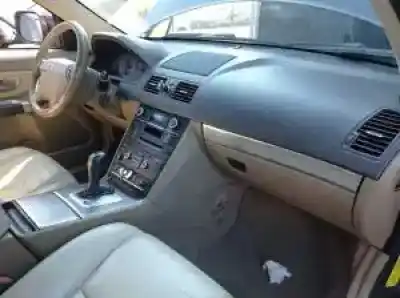 Sloopvoertuig volvo xc90 i (275) 2.5 t awd van het jaar 2005 aangedreven 