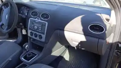 Здавання транспортного засобу ford focus c-max (cap) d-g8da року 2004 потужний 