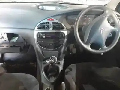 Veículo de Sucata citroen c5 break 4hx do ano 2003 alimentado 