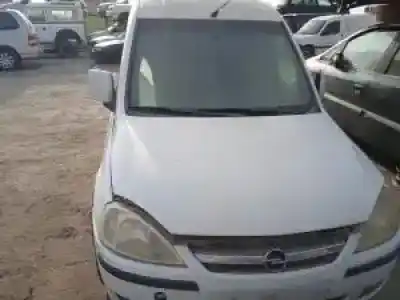 Scrapping Vehicle opel combo d-z13dtj of the year 2001 powered 
