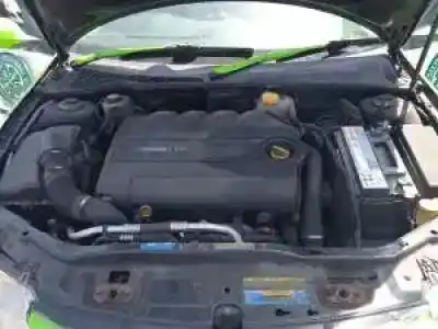 Vehicul casat saab 9-3 sport sedán (9440) z19dth al anului 2004 alimentat 