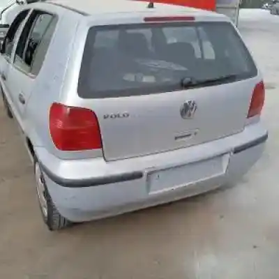 Veículo de Sucata volkswagen polo berlina (6n2) akk do ano 1999 alimentado 