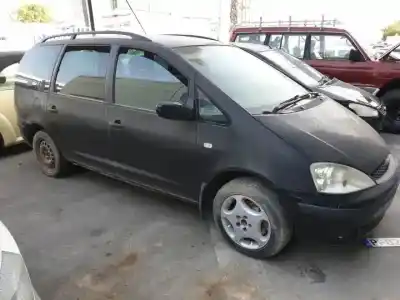 Veicolo di demolizione ford galaxy (vy) auy dell'anno 2000 alimentato 