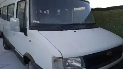 Véhicule à la ferraille ldv convoy dofa de l'année 1990 alimenté 
