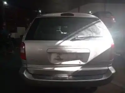 Veicolo di demolizione chrysler voyager (rg) enc dell'anno 2001 alimentato 