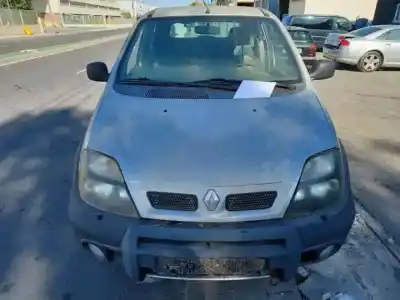 Scrapping Vehicle RENAULT SCENIC RX4 (JA0) F9Q of the year 2002 powered 