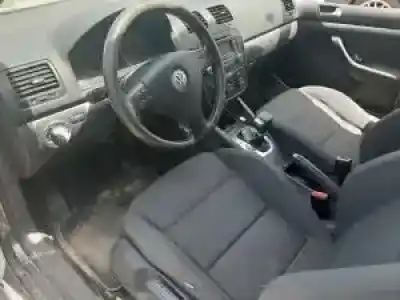 Veículo de Sucata volkswagen golf plus (5m1) azv.bkd do ano 2005 alimentado 