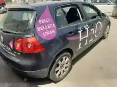 Veículo de Sucata volkswagen golf plus (5m1) azv.bkd do ano 2005 alimentado 