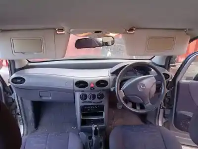 Veículo de Sucata mercedes-benz clase a (w168) 668940 do ano 1997 alimentado 