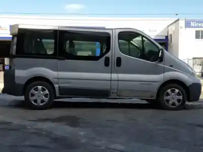Scrapping Vehicle renault trafic combi (ab 4.01) m9r780 of the year 2006 powered 