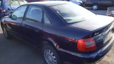 Sloopvoertuig audi a4 berlina (b5) g-adr van het jaar 1994 aangedreven 
