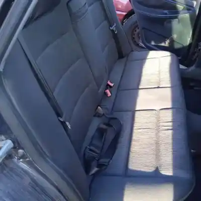 Sloopvoertuig audi a4 berlina (b5) g-adr van het jaar 1994 aangedreven 