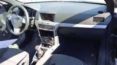 Здавання транспортного засобу opel astra gtc z19dtj року 2004 потужний 