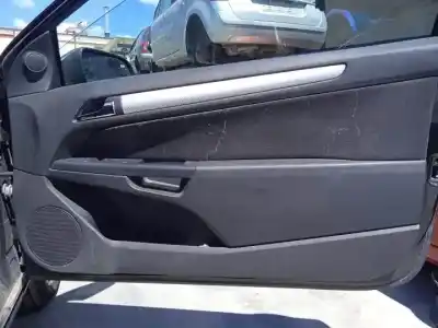 Здавання транспортного засобу opel astra gtc d-z19dth року 2004 потужний 