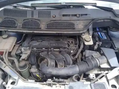 Veículo de Sucata ford focus c-max (cap) aoda.aodb.syda.g6da.hwda do ano 2003 alimentado 