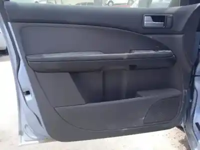 Veículo de Sucata ford focus c-max (cap) aoda.aodb.syda.g6da.hwda do ano 2003 alimentado 