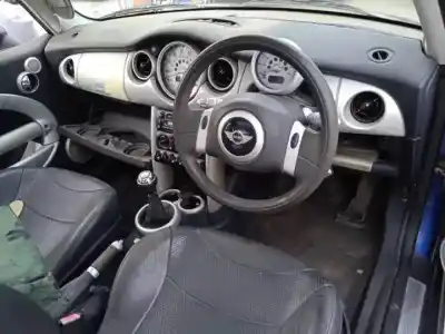 Scrapping Vehicle mini mini (r50,r53) g-w10b16a of the year 2001 powered 