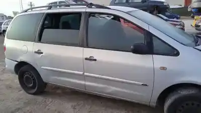 Sloopvoertuig ford galaxy (vx) ahu van het jaar 1996 aangedreven 