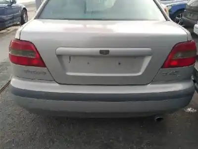 Véhicule à la ferraille volvo s40 berlina b4184s de l'année 1995 alimenté 