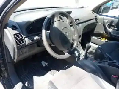 Scrapping Vehicle renault laguna ii (bg0) f9q670 of the year 2001 powered 