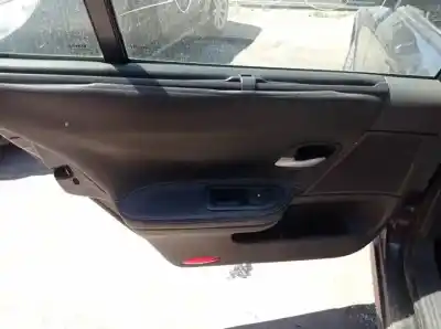 Scrapping Vehicle renault laguna ii (bg0) f9q670 of the year 2001 powered 