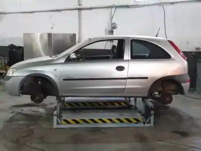 Scrapping Vehicle opel corsa c z10xe of the year 2000 powered 