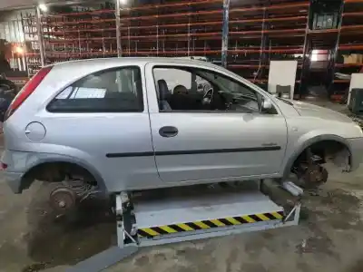 Scrapping Vehicle opel corsa c z10xe of the year 2000 powered 