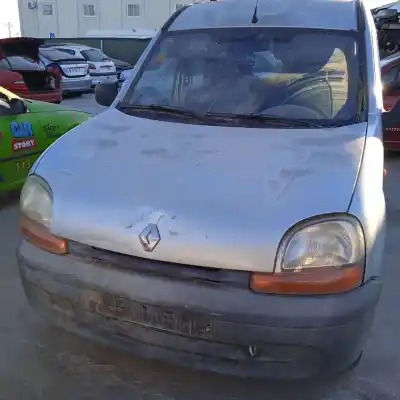 Здавання транспортного засобу renault   року 2002 потужний k9k700 Здавання транспортного засобу renault   року 2002 потужний k9k700