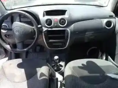 Veicolo di demolizione citroen c3 8hz dell'anno 2002 alimentato 