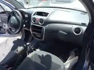 Veicolo di demolizione citroen c3 8hz dell'anno 2002 alimentato 