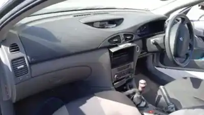 Здавання транспортного засобу renault laguna ii (bg0) f9q750 року 2001 потужний 