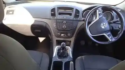 Veículo de Sucata opel insignia berlina a20dth do ano 2008 alimentado 