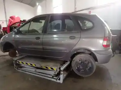Scrapping Vehicle renault scenic (ja..) f9q744 of the year 2001 powered 