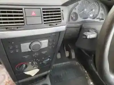 Scrapping Vehicle opel meriva z14xe of the year 2003 powered 