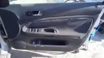 Veículo de Sucata volkswagen passat berlina (3b3) avb do ano 2003 alimentado 