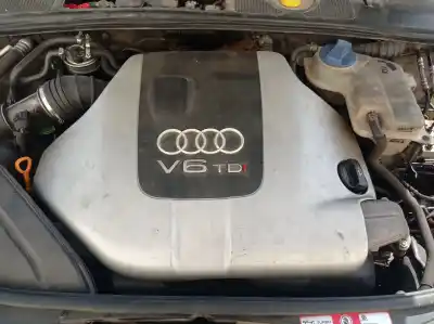 Vehículo de desguace audi a4 berlina (8e) 2.5 v6 24v tdi del año 2003 con motor ake