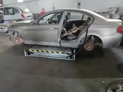 Veículo de Sucata bmw serie 3 berlina (e90) n47d20c do ano 2005 alimentado 