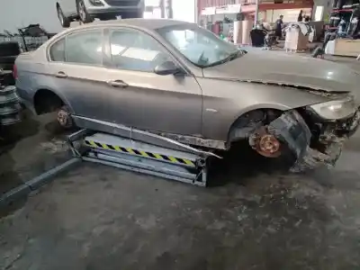 Veículo de Sucata bmw serie 3 berlina (e90) n47d20c do ano 2005 alimentado 