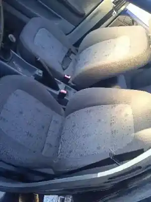 Здавання транспортного засобу skoda fabia familiar (6y5) bby року 2001 потужний 