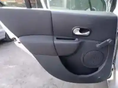 Veicolo di demolizione renault grand modus k9k766 dell'anno 2006 alimentato 