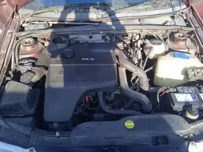 Veículo de Sucata volkswagen passat b3/b4 (3a2, 35i) 1.9 tdi do ano 1993 alimentado 