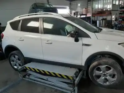 Sloopvoertuig ford kuga (cbv) txda van het jaar 2010 aangedreven 