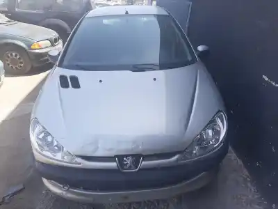 Здавання транспортного засобу peugeot                                            206 berlina                                                                                                                                                                                                                                                x-line                                                                                                                                                                                                                                                     року 2004 потужний 8hx